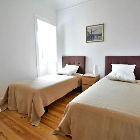Blue Point Lisbon, Bairro Alto Apartment